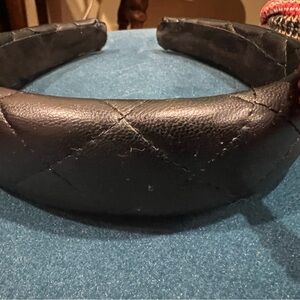 Elegant Black Quilted Headband